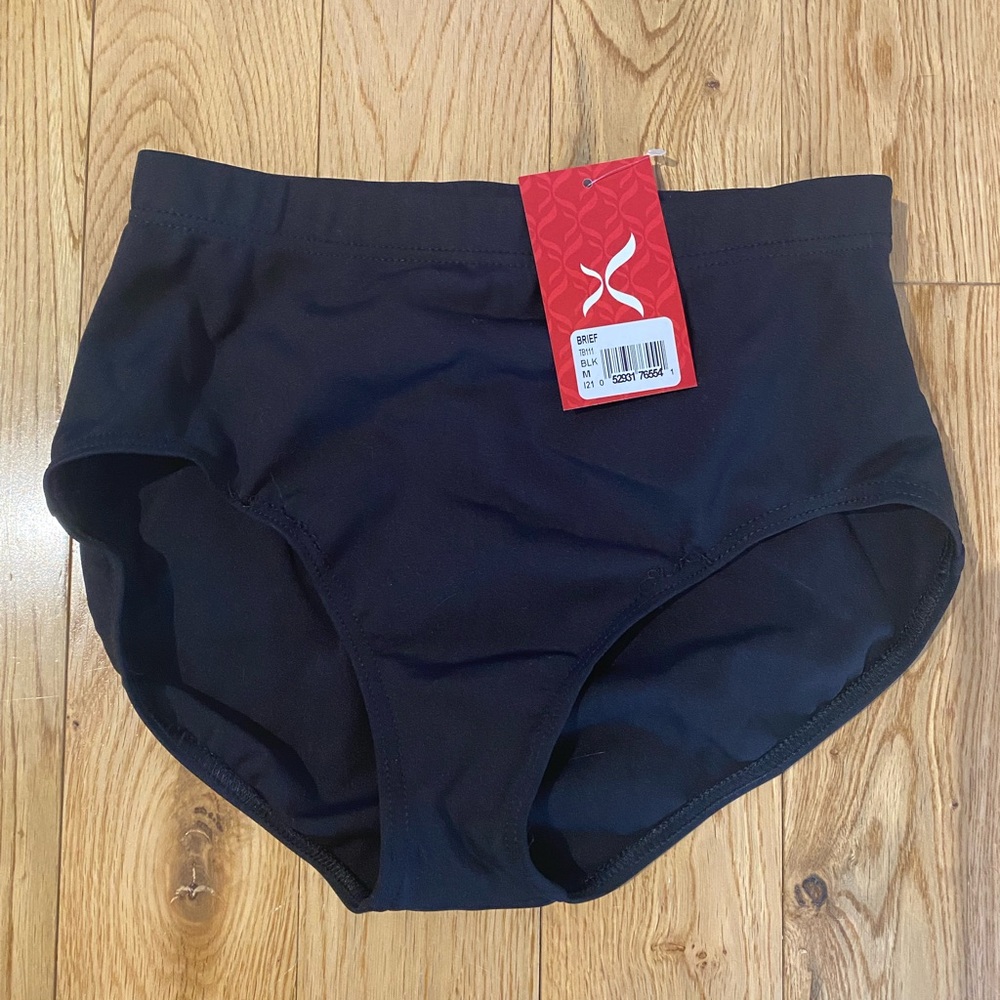 Capezio dance brief NWT